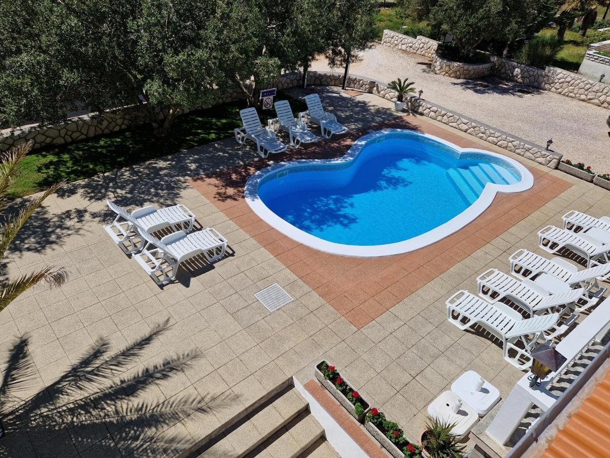 Seaside Apartments With A Swimming Pool Barbat, Rab - 4951 Barbat na Rabu Exterior photo