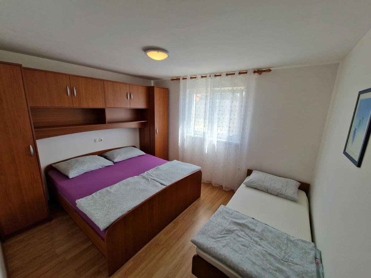 Seaside Apartments With A Swimming Pool Barbat, Rab - 4951 Barbat na Rabu Exterior photo